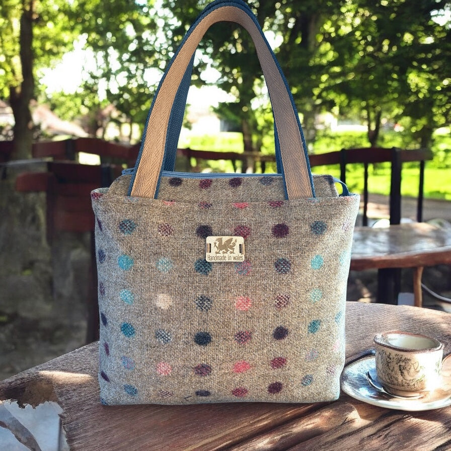 Handbag