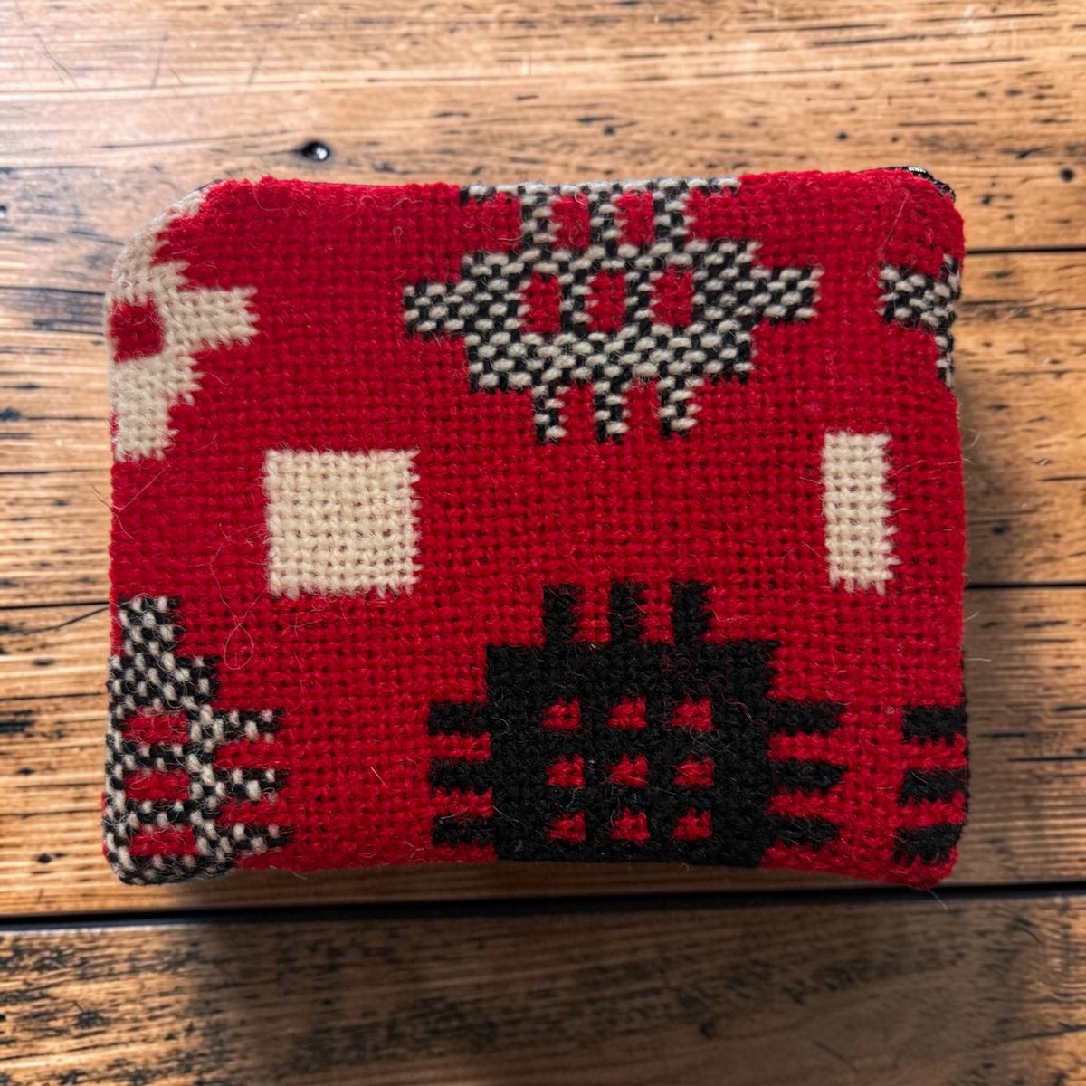 Red, Cream & Black Welsh Tapestry Small Purse