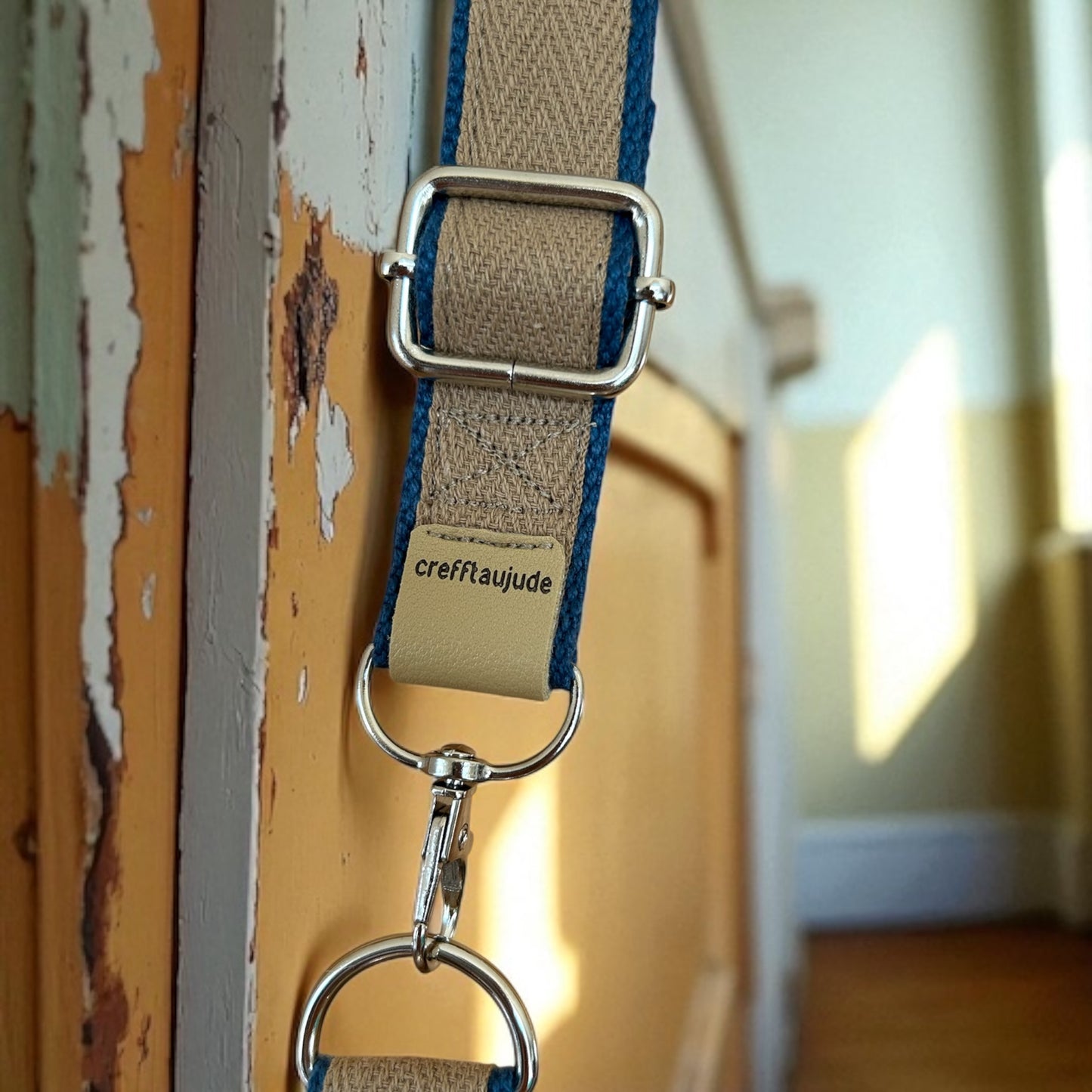 Crossbody bag