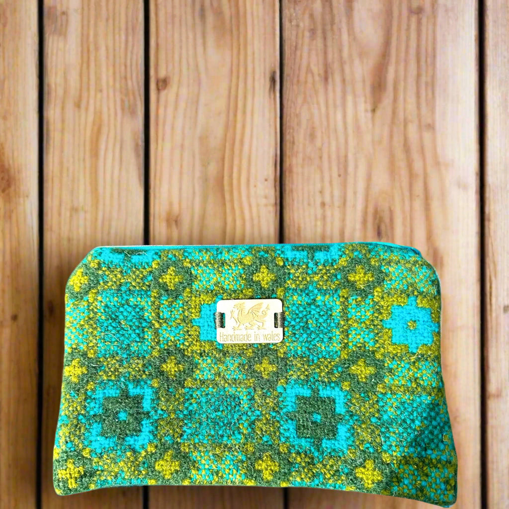 Vintage Welsh tapestry Large purse / make up bag