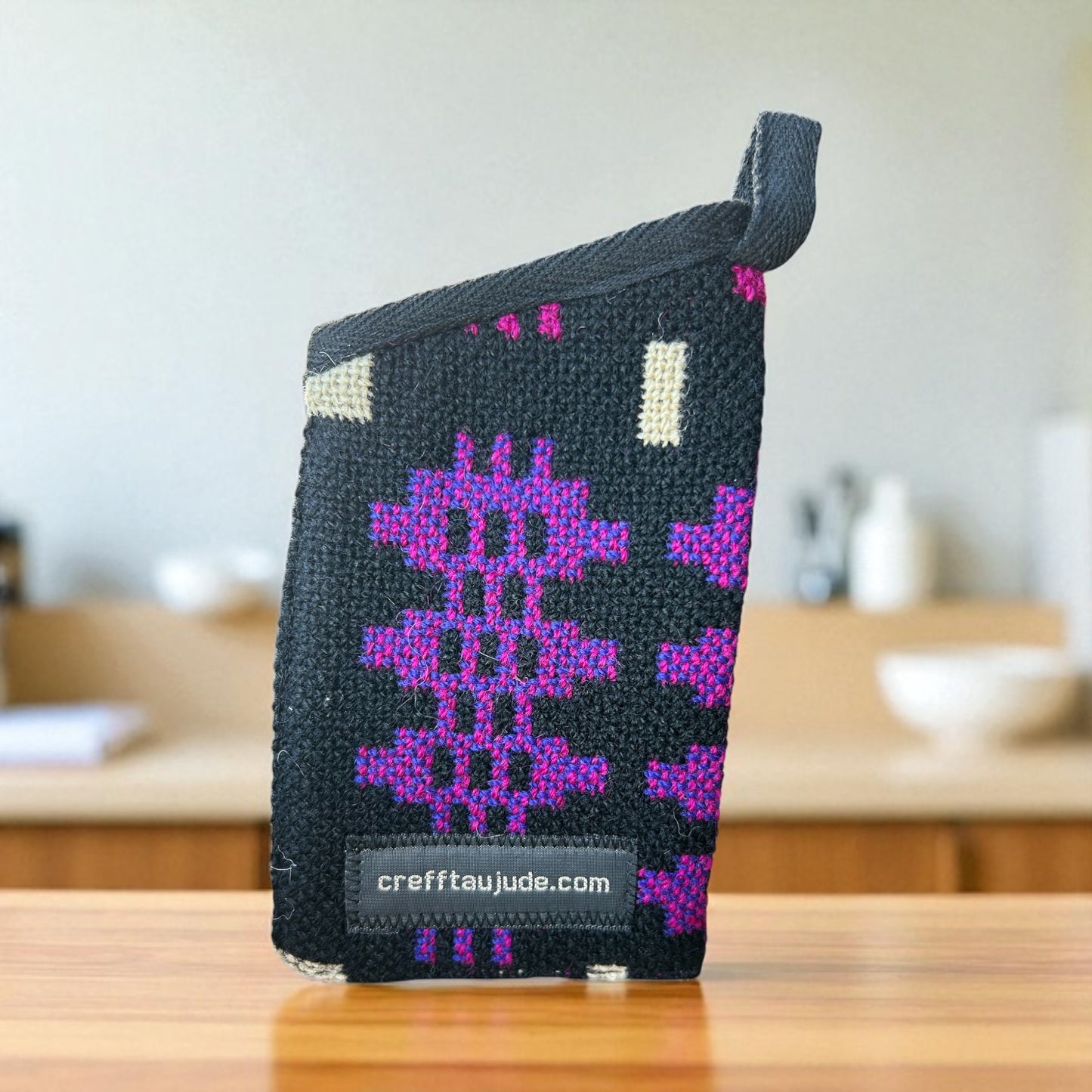 Welsh tapestry glasses/phone case