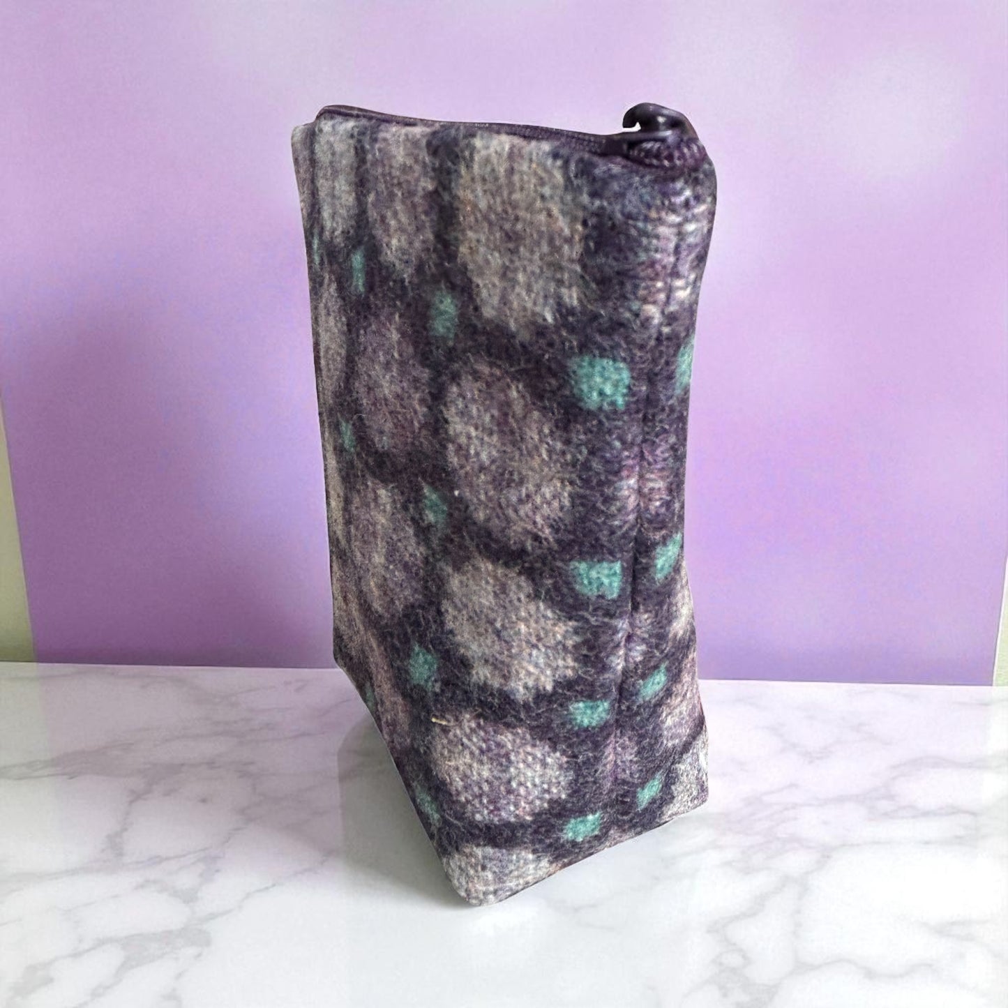 Wool make -up bag