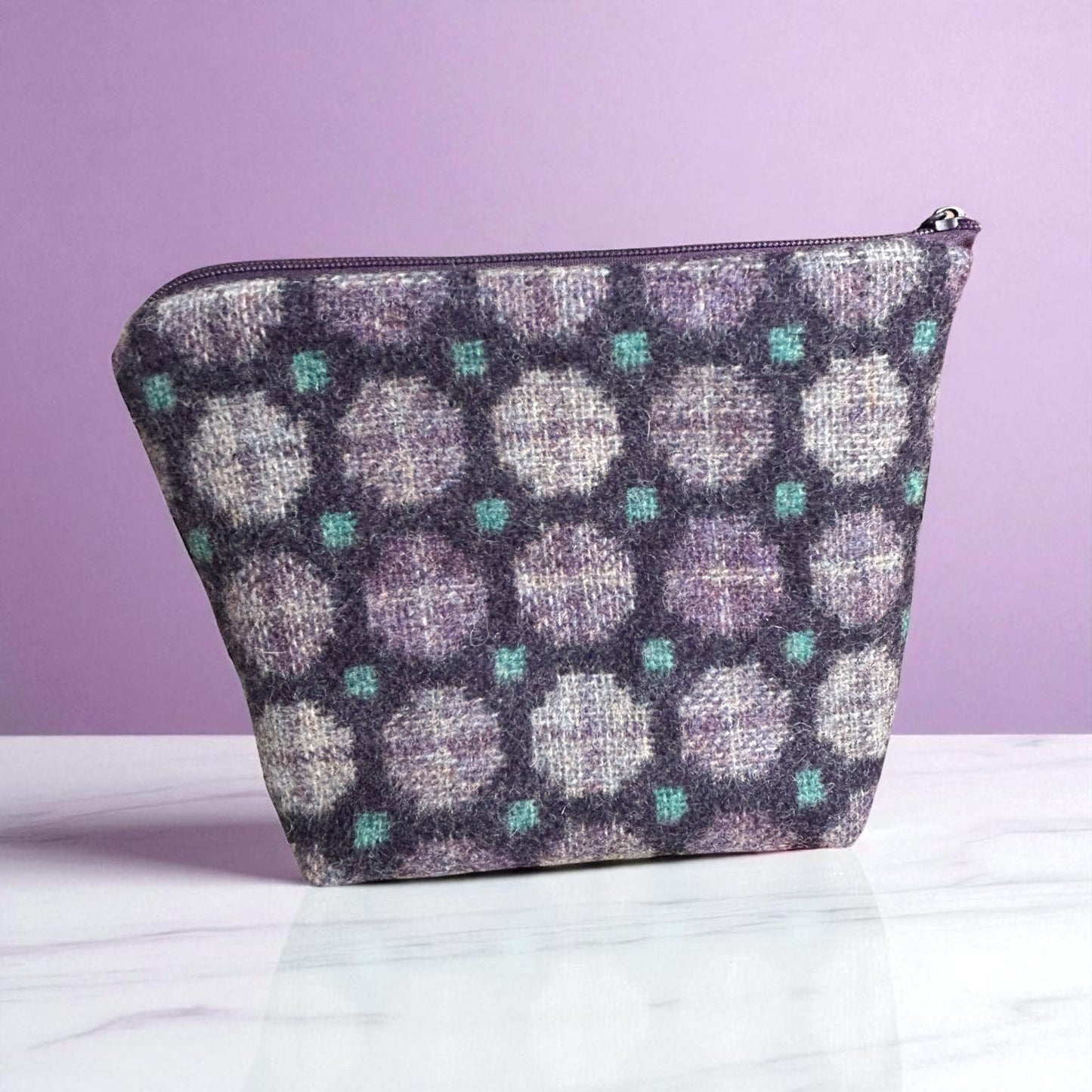 Wool make -up bag