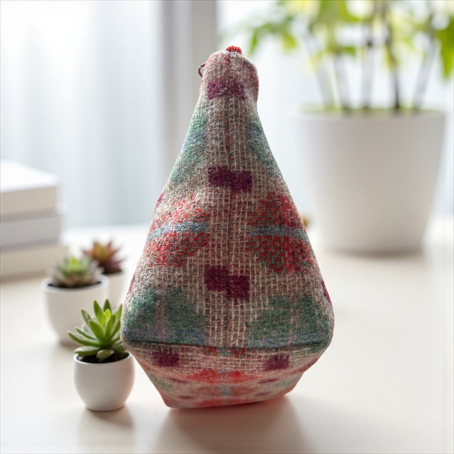 Wool make-up bag