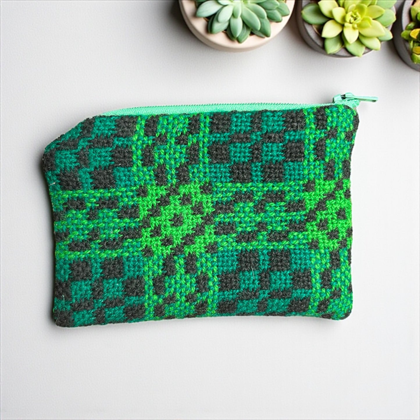 Vintage Welsh wool tapestry purse