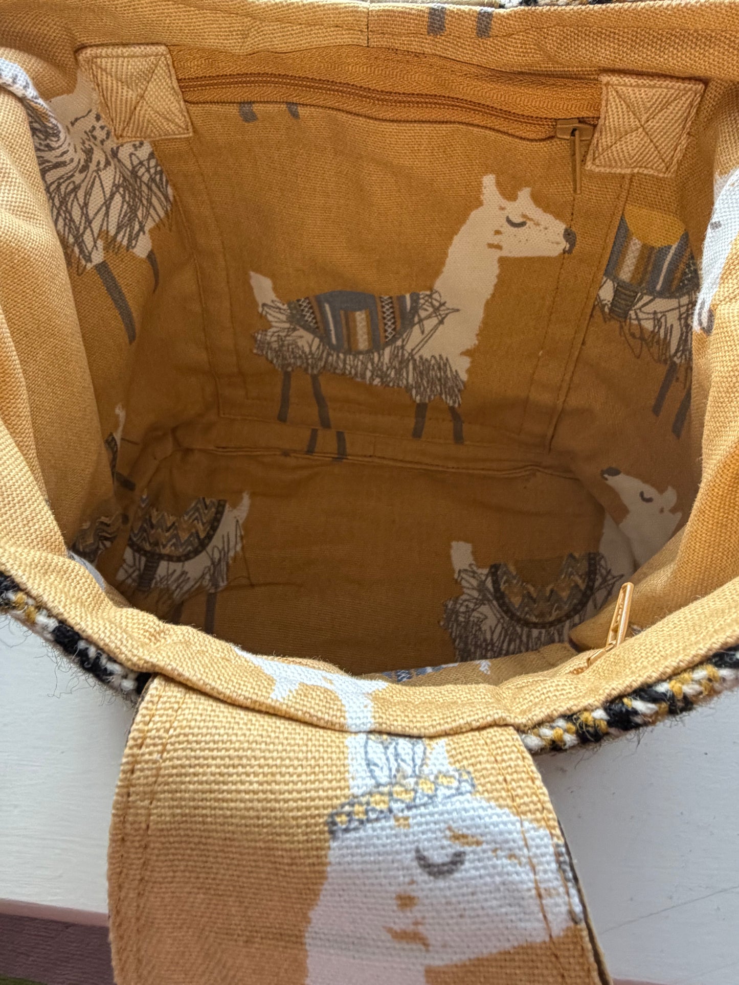 Welsh tapestry bucket crossbody bag