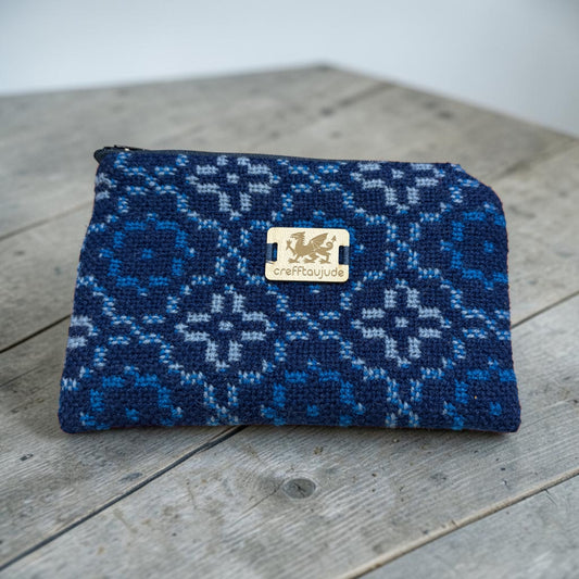 Welsh tapestry medium purse