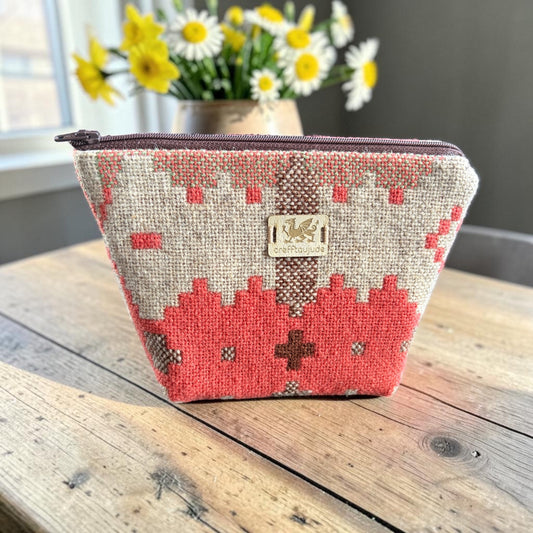 Welsh Tapestry Make Up Bag — Rare Navajo Design