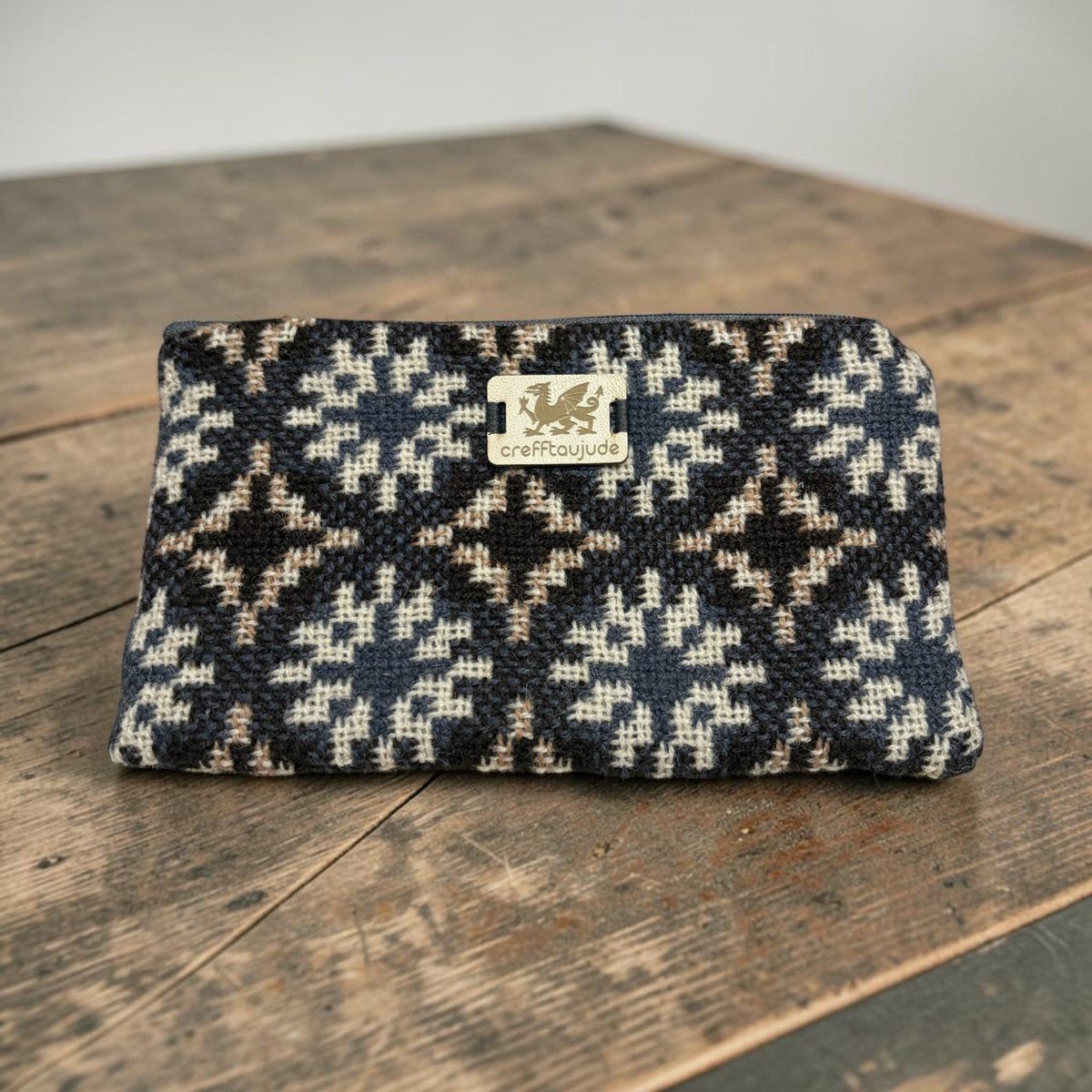 Welsh tapestry medium purse