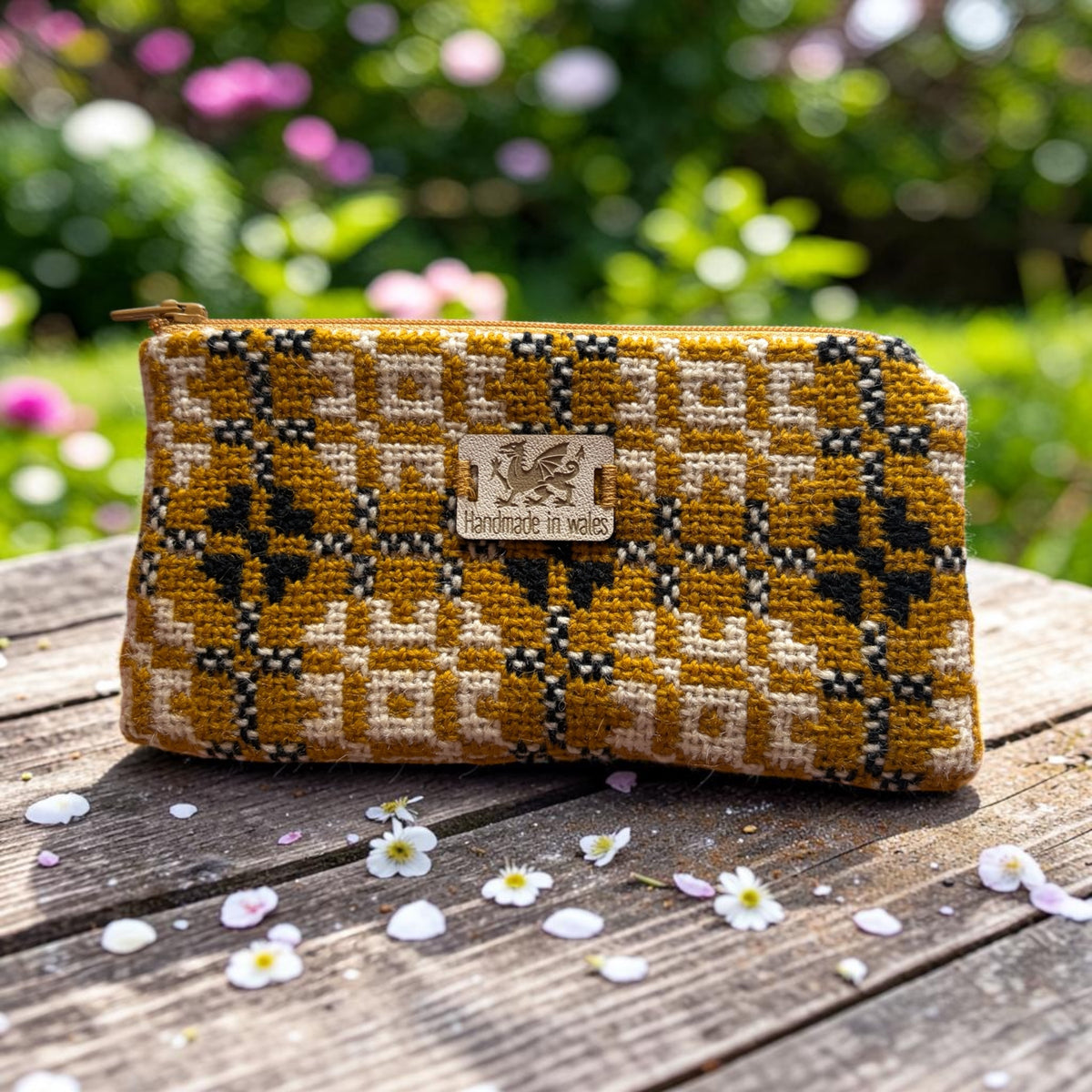 Welsh Tapestry Zipped Glasses Case – Mustard, Cream & Black