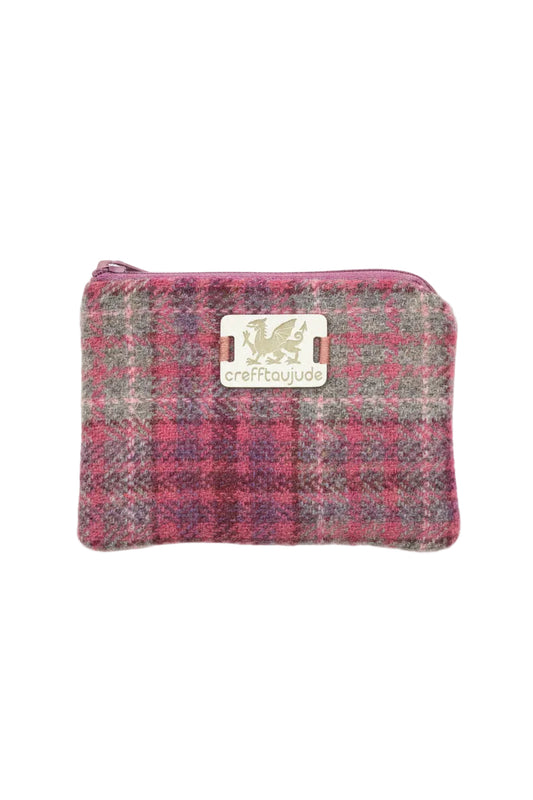 Wool purse