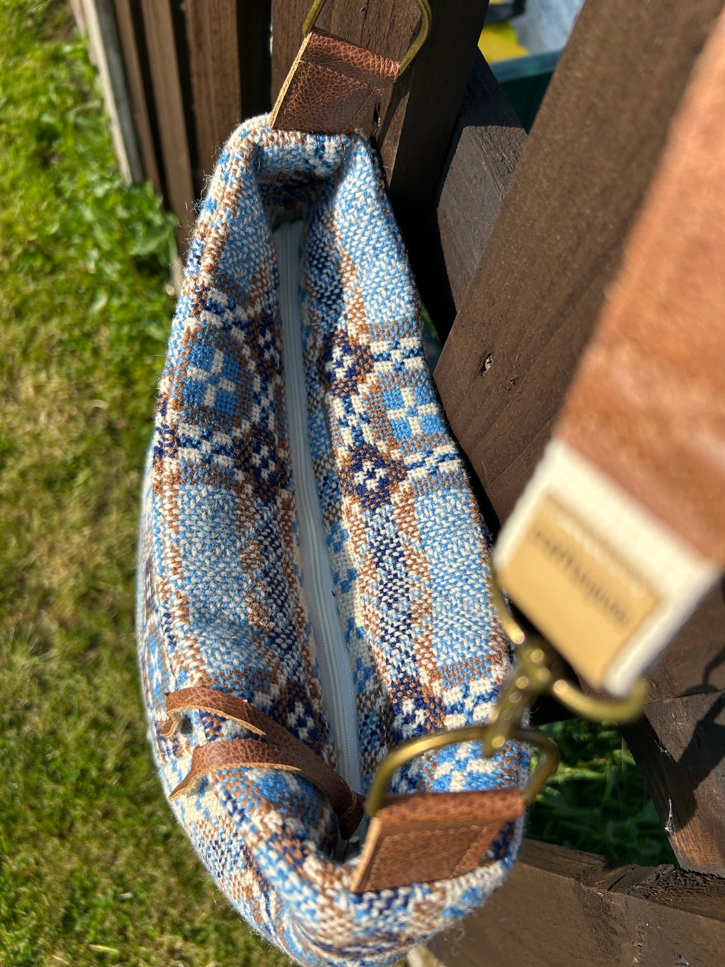Bucket bag