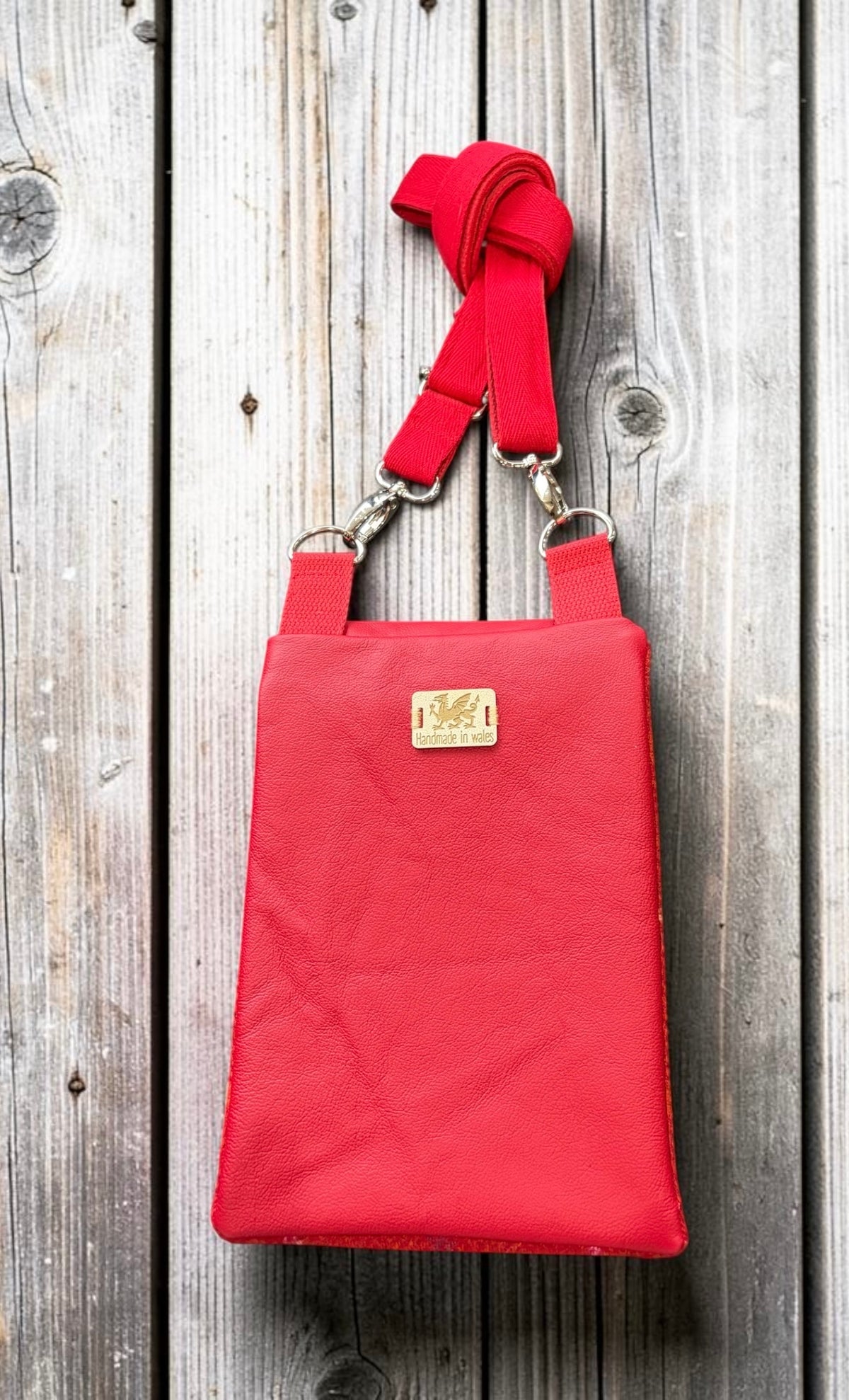 The Melindwr mini phone bag in leather and wool