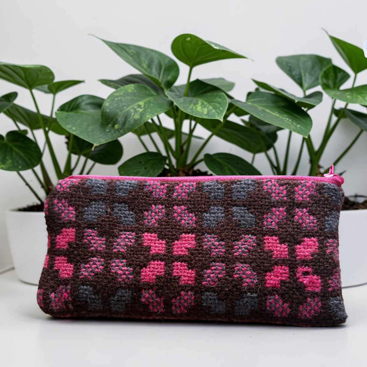 Welsh Tapestry Zipped Glasses Case – Pink, Charcoal & Chocolate
