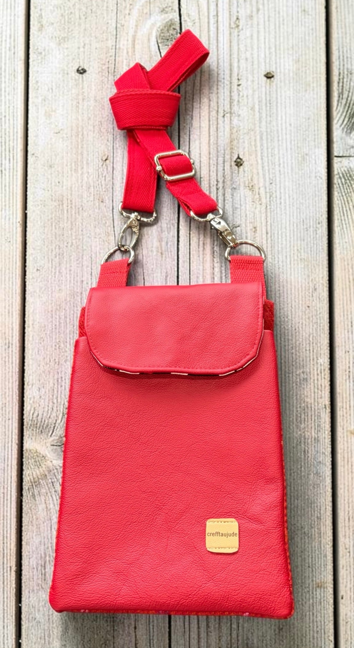 The Melindwr mini phone bag in leather and wool
