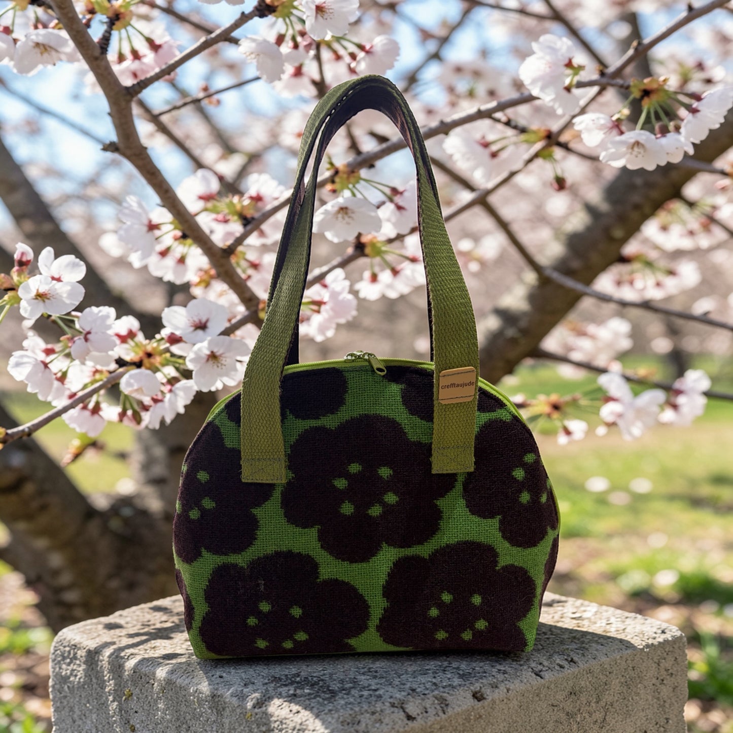 Wool handbag