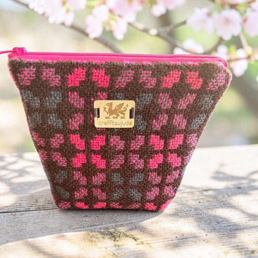 Welsh Tapestry Make Up Bag — Pink, Grey & Chocolate