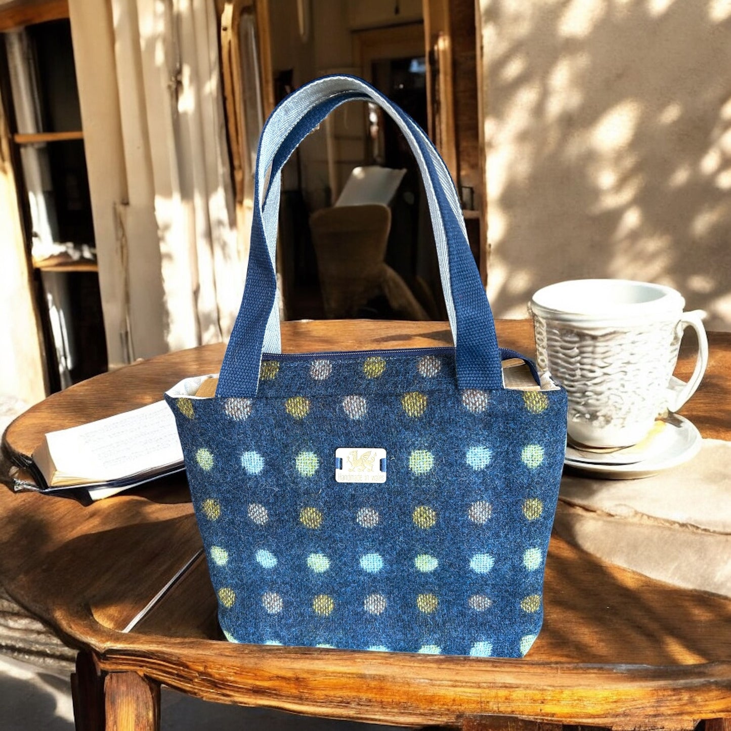 Handbag