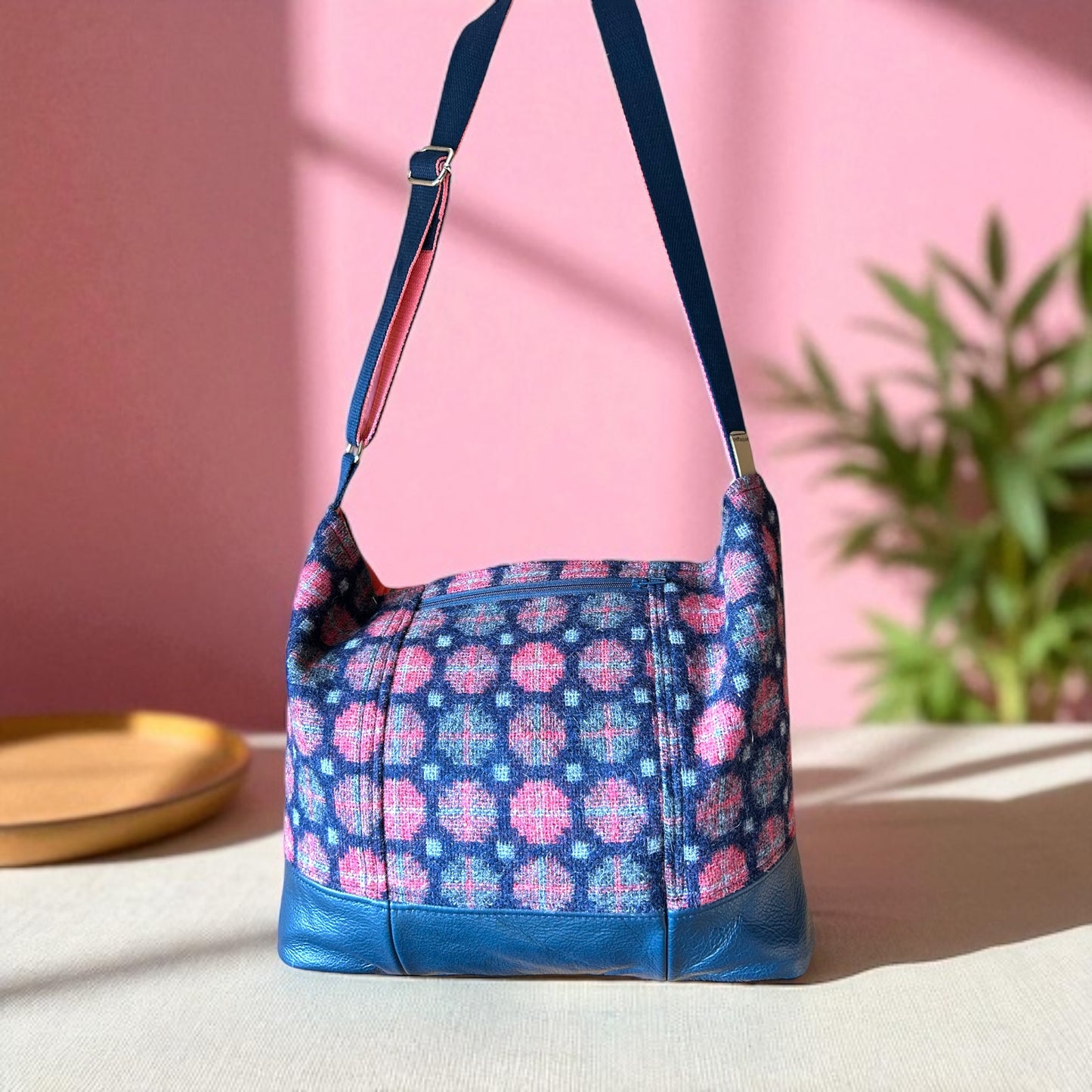 Wool and leather bucket handbag