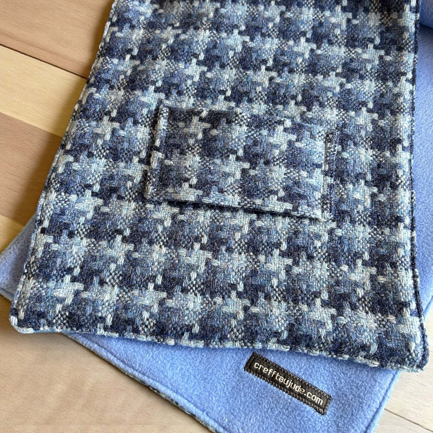 Handmade wool and fleece scarf