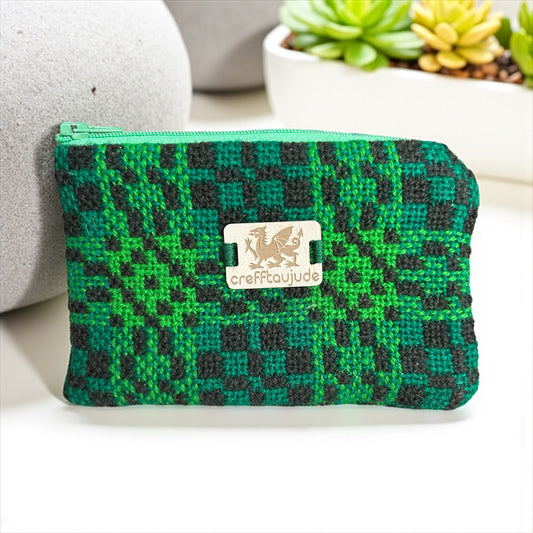 Vintage Welsh wool tapestry purse