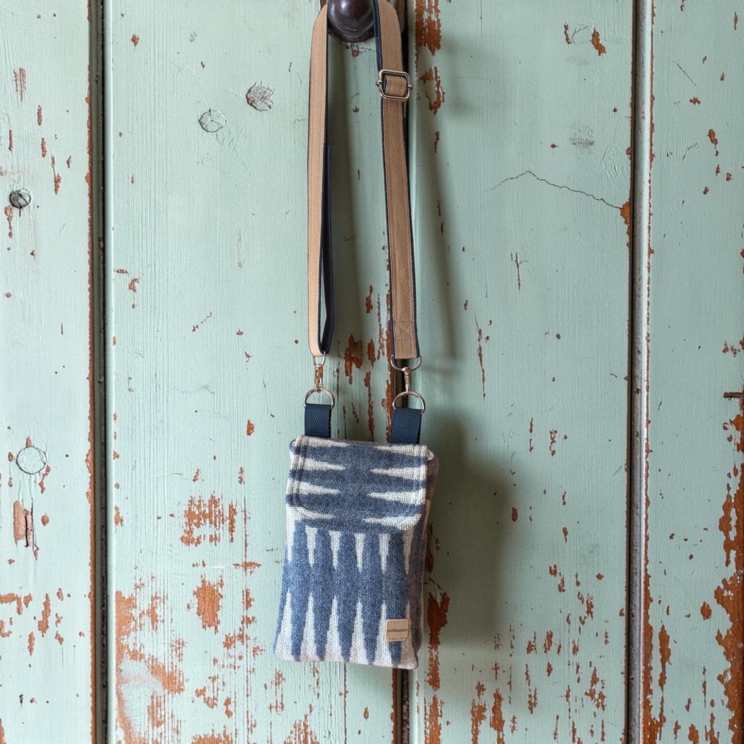 Crossbody bag
