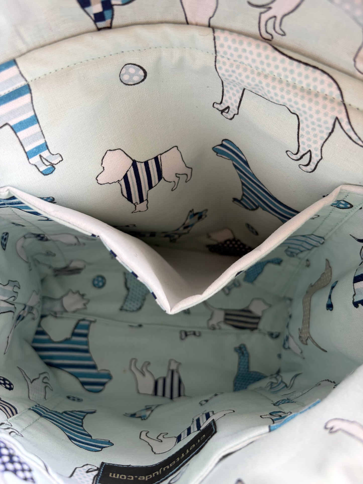 The  Dyfi handbag  in Welsh tapestry